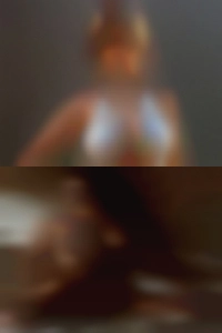 Aguantador hot naked woman make en la cama.